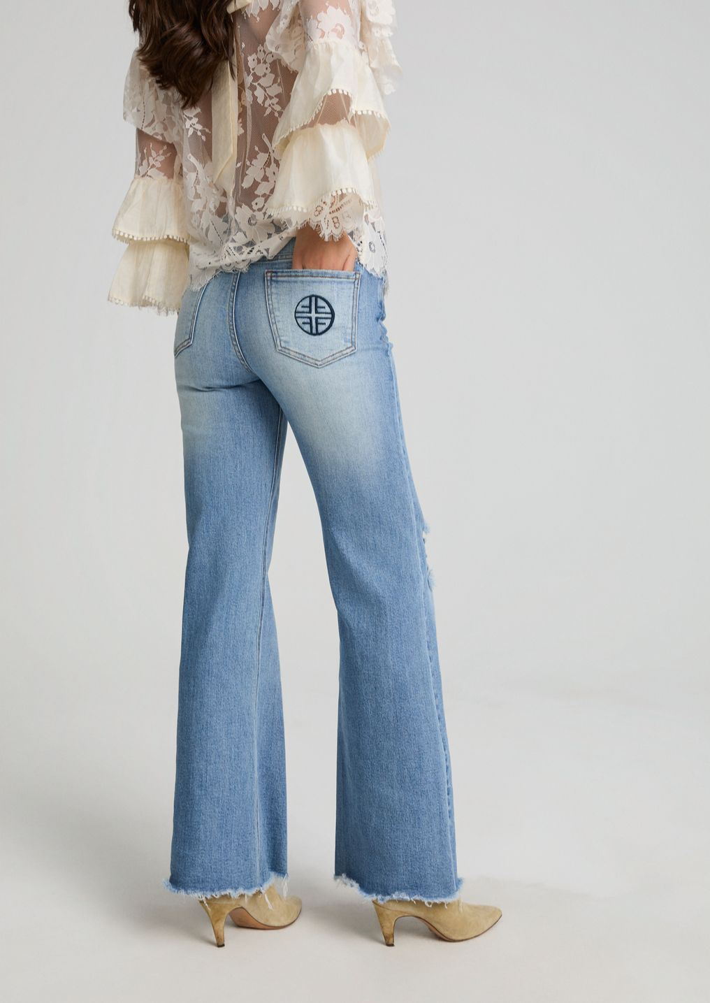 Blusa FETICHE SUANCES Flor de encaje
