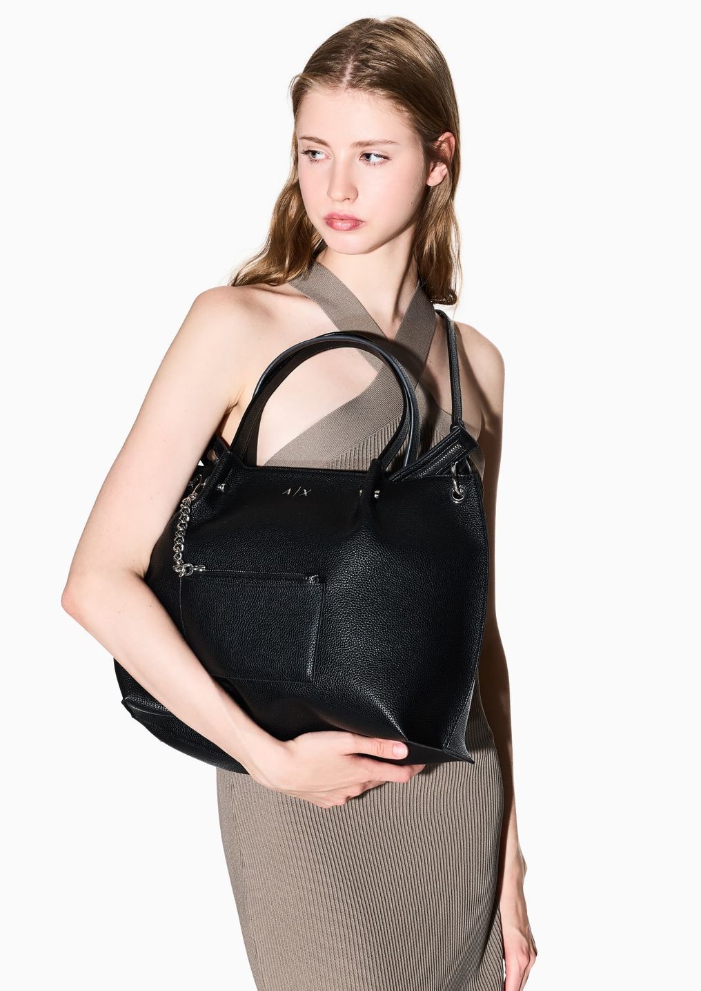 Bolso Armani Exchange Shopper con Clutch