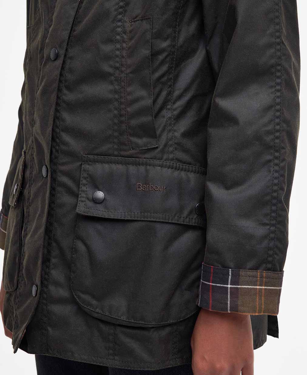 Chaqueta de mujer BARBOUR Classic Beadnell Waxed