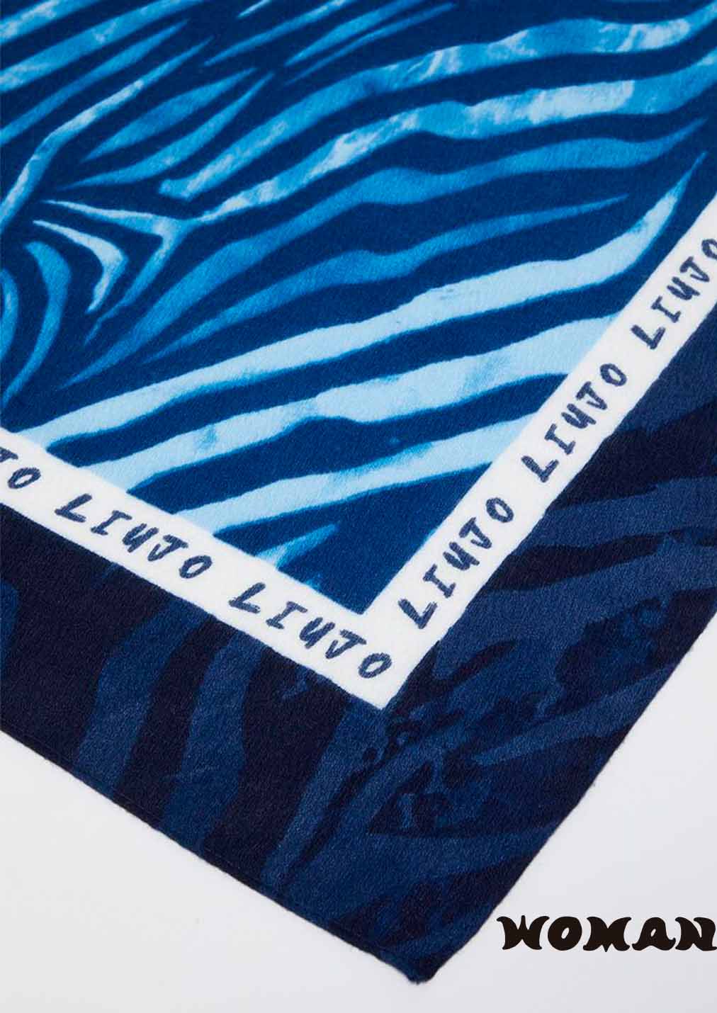 Fular Liujo estampado piel serpiente