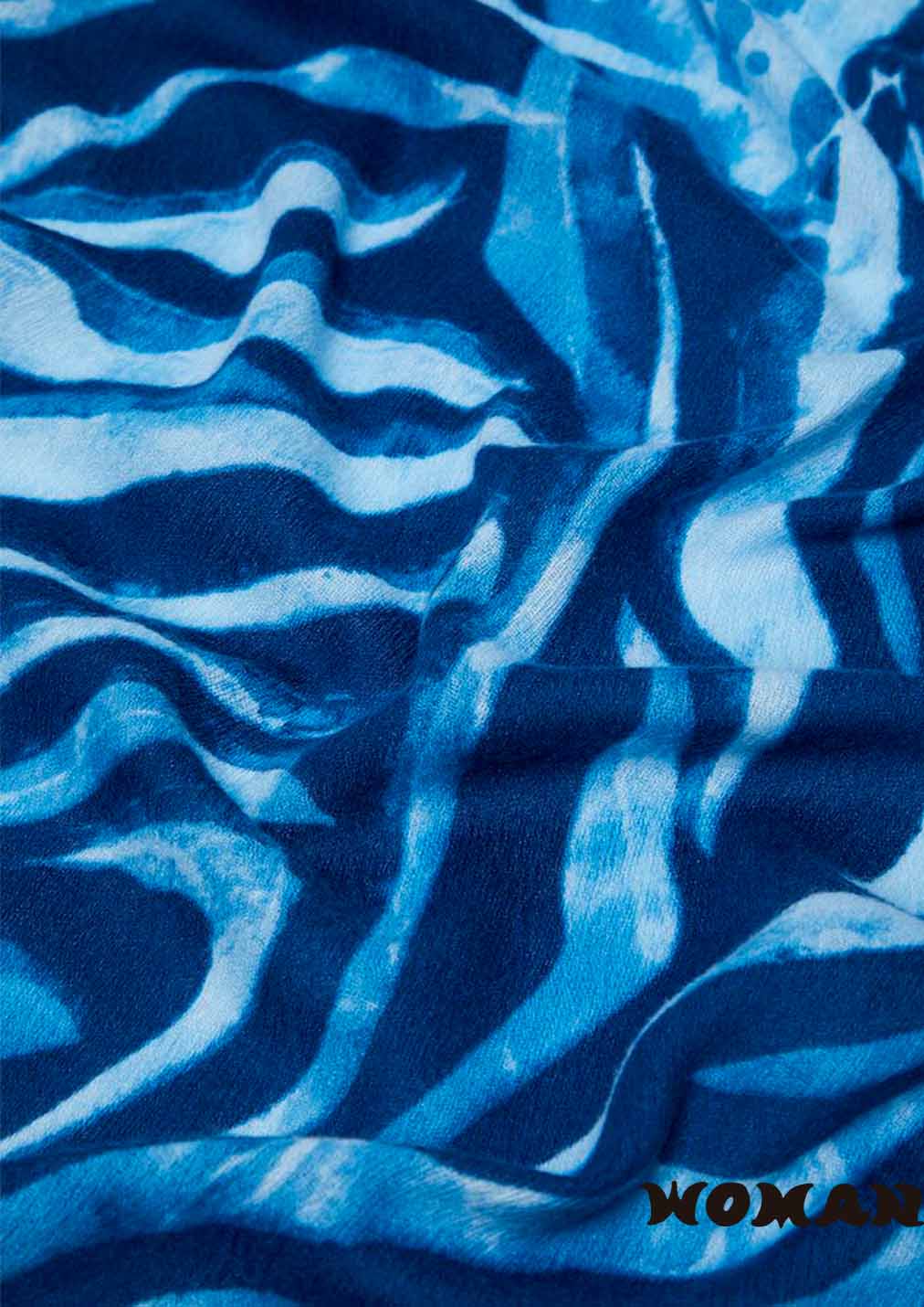 Fular Liujo estampado piel serpiente