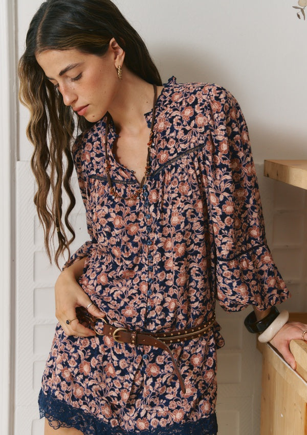 Blusa Jaase Midnight Meadow