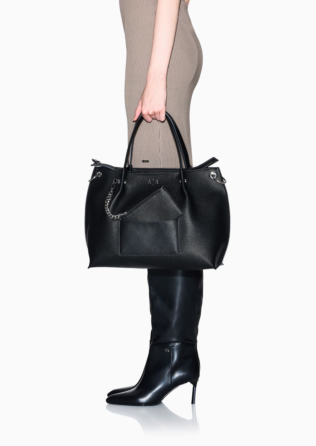 Bolso Armani Exchange Shopper con Clutch