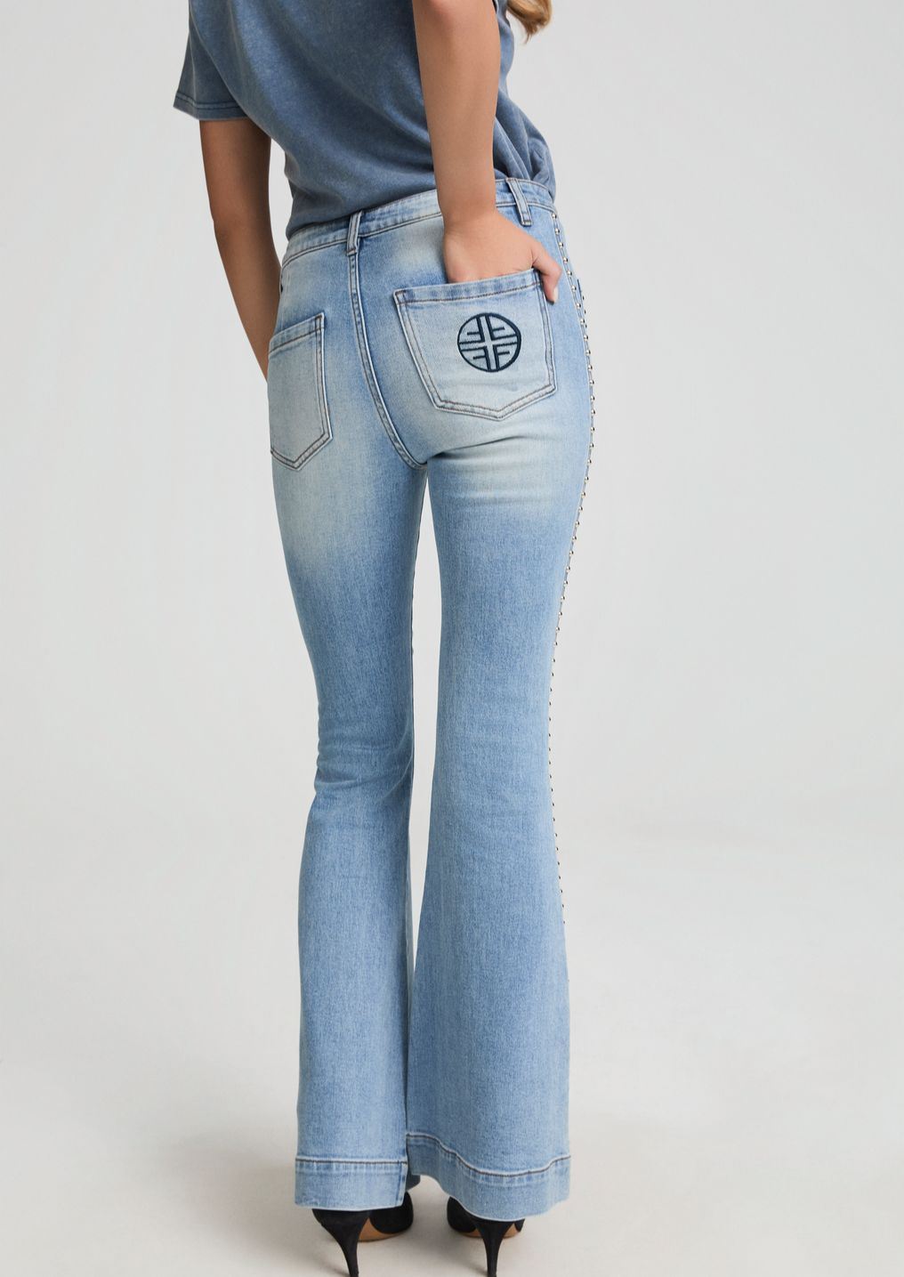 FETISH SUANCES Studded Jeans