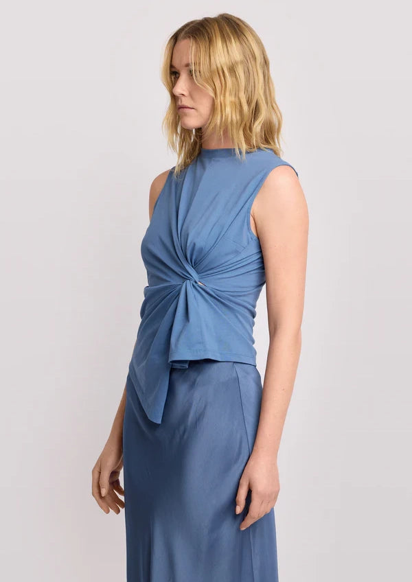Top KOCCA con detalle de nudo - Faustine