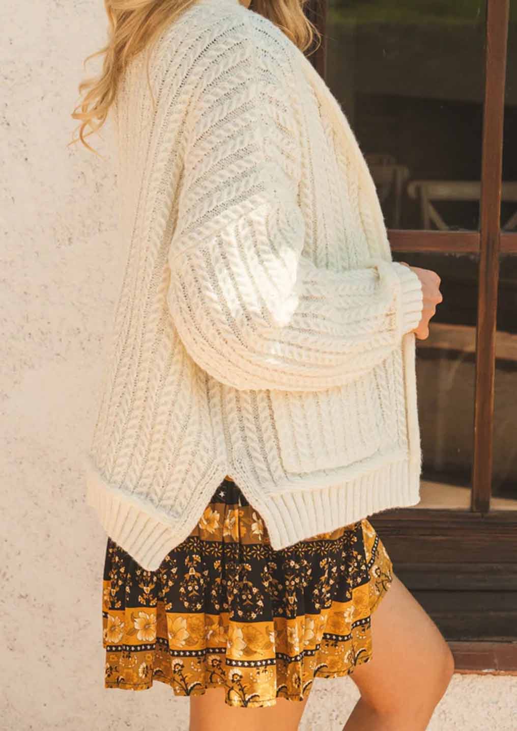 Rebeca Jaase Beige